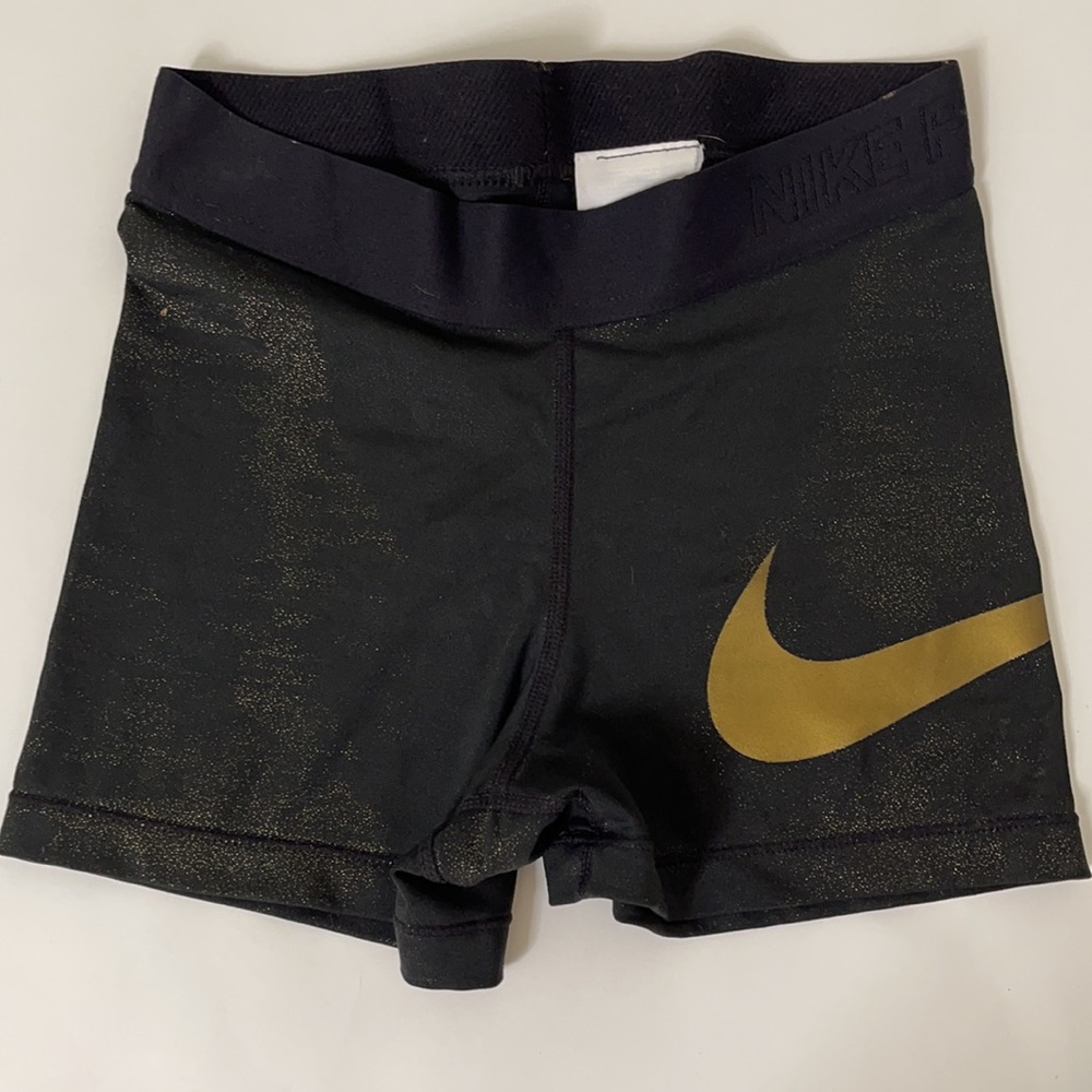 ***SPECIAL EDITION L*** Nike PRO shorts - Picture 3 of 4